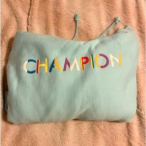 Cropped Champion Hoodie
